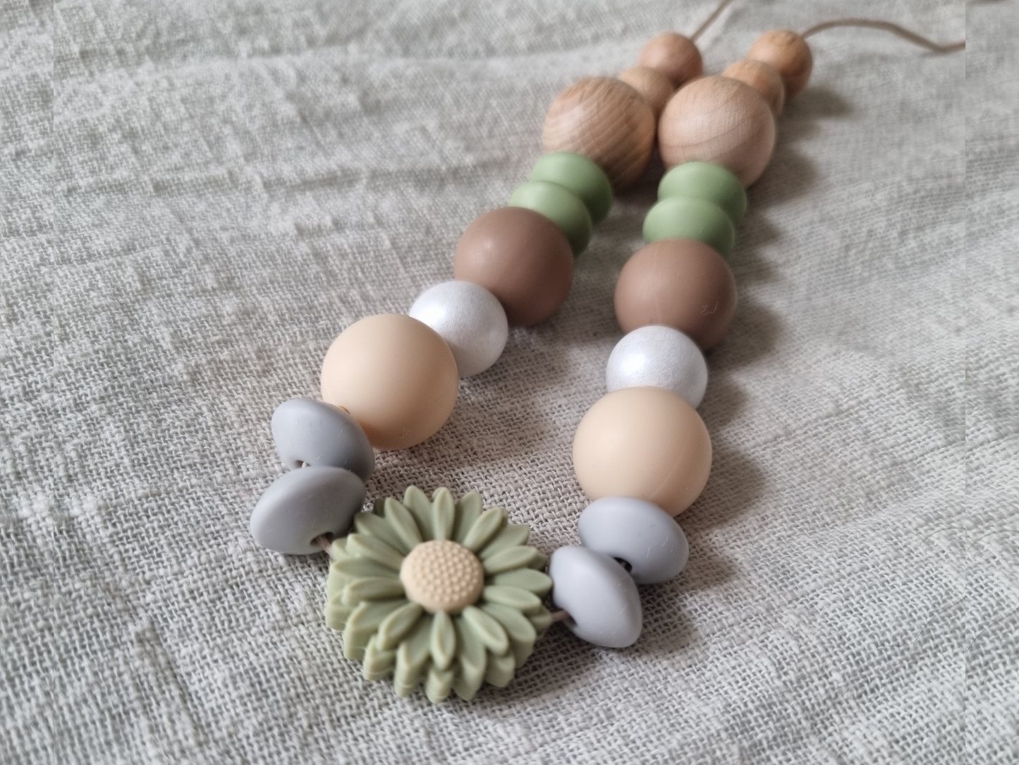 Green Flower Nursing Necklace