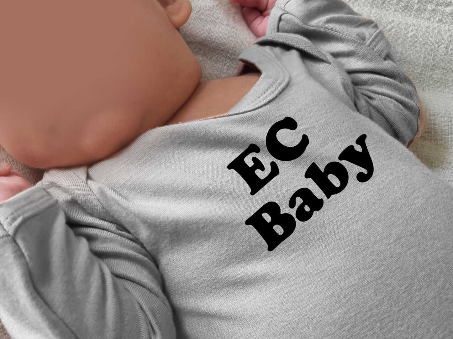"EC Baby" knotted sleep gown