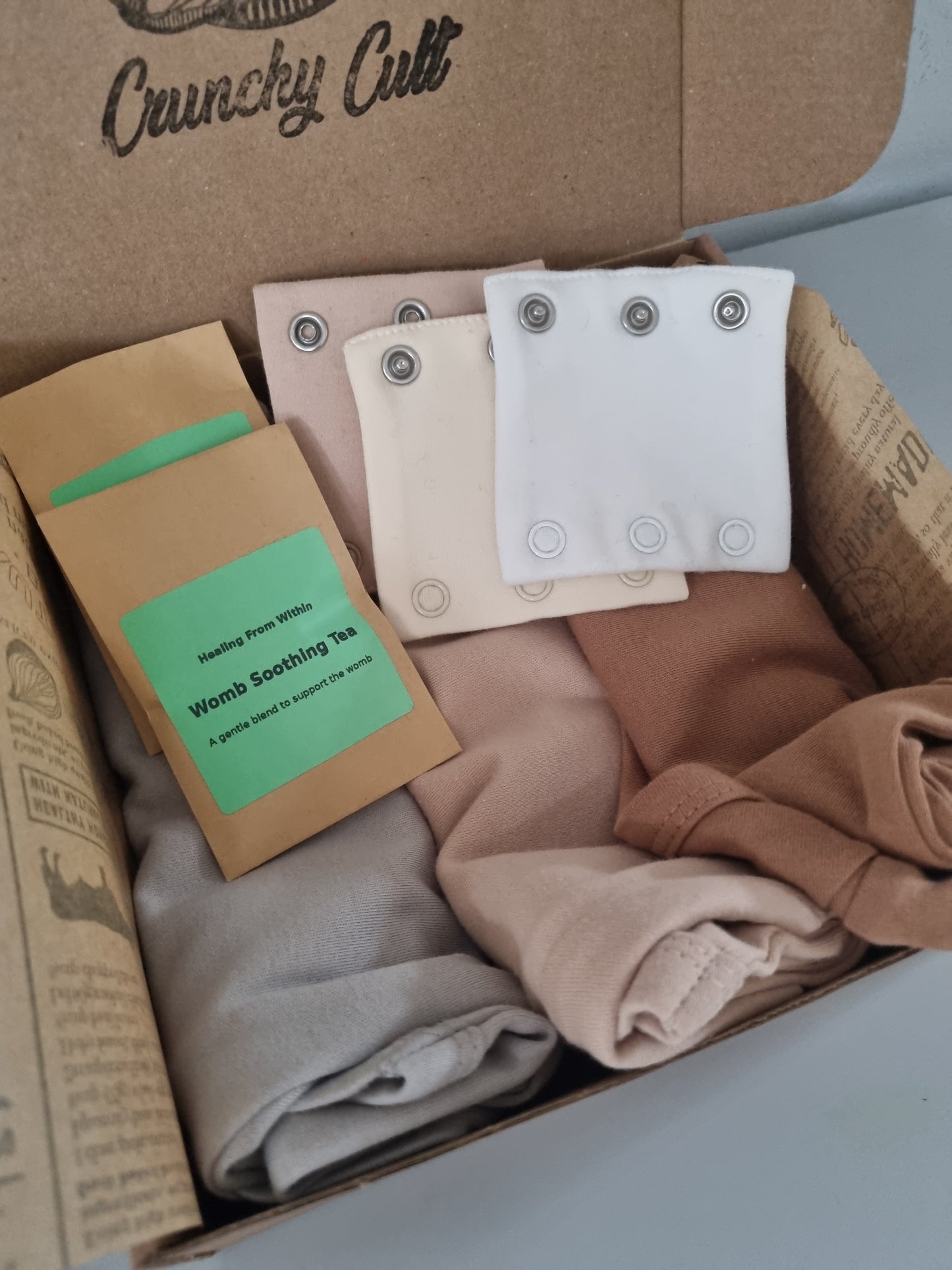 Baby Bodysuit Box (mini)