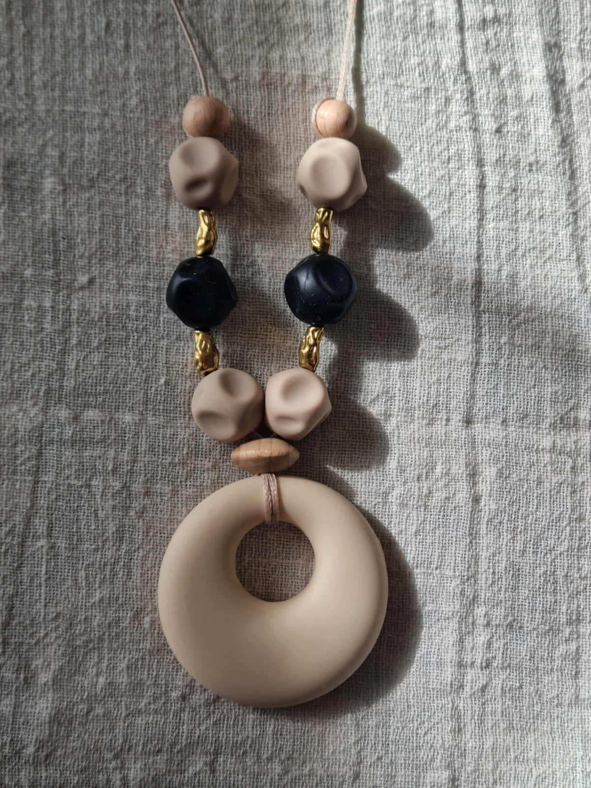 Cream stone shaped silicon nursing necklace